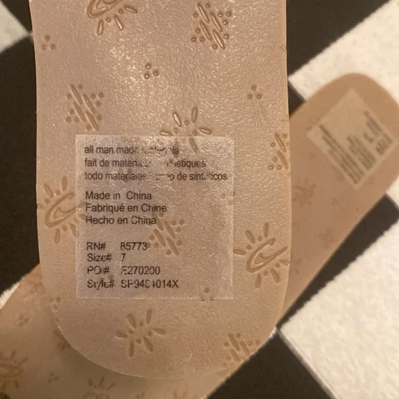 O’Neill sandals - Picture 2 of 3